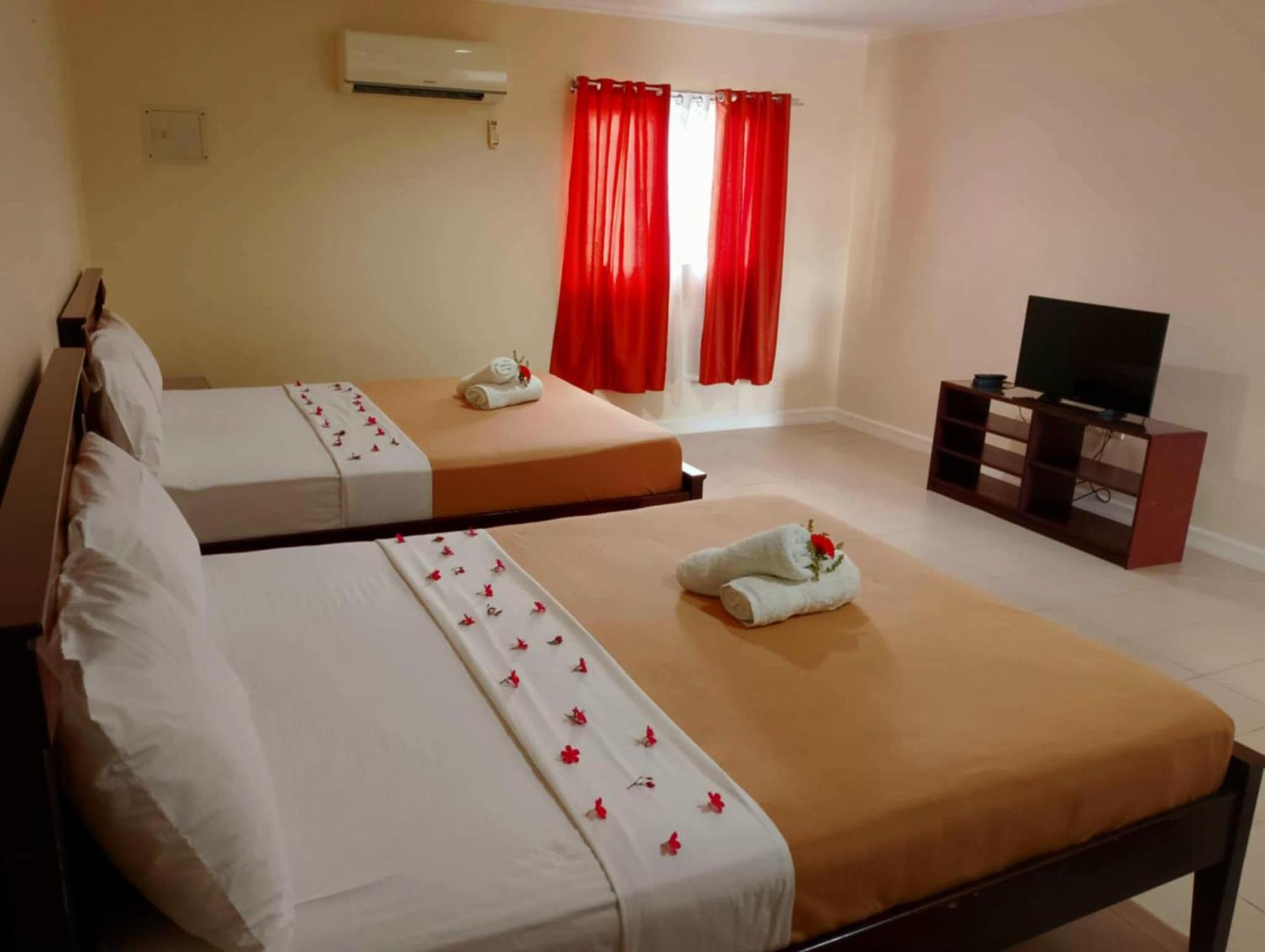 Villa Del Pueblo Inn Panglao Luaran gambar