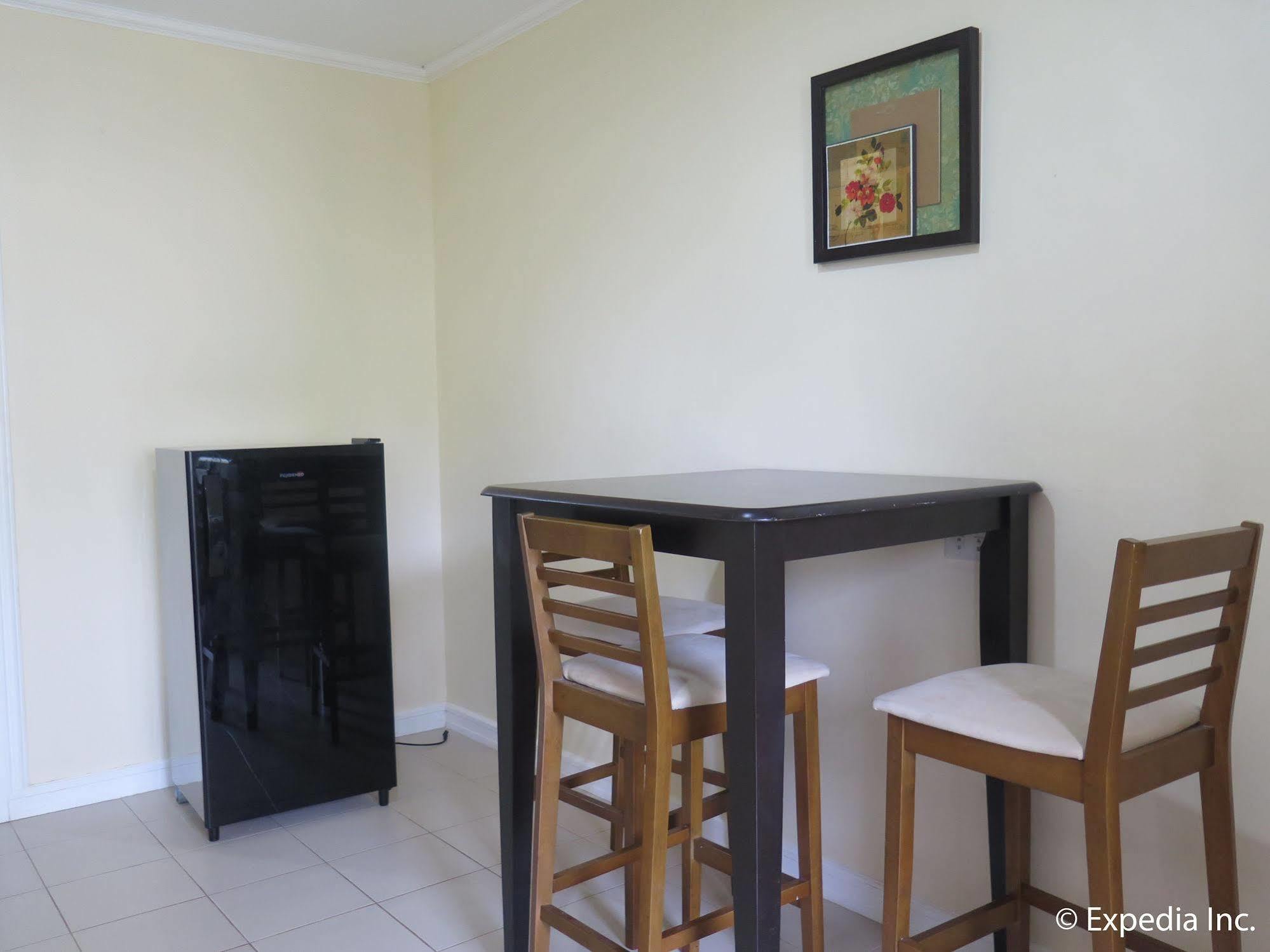 Villa Del Pueblo Inn Panglao Luaran gambar